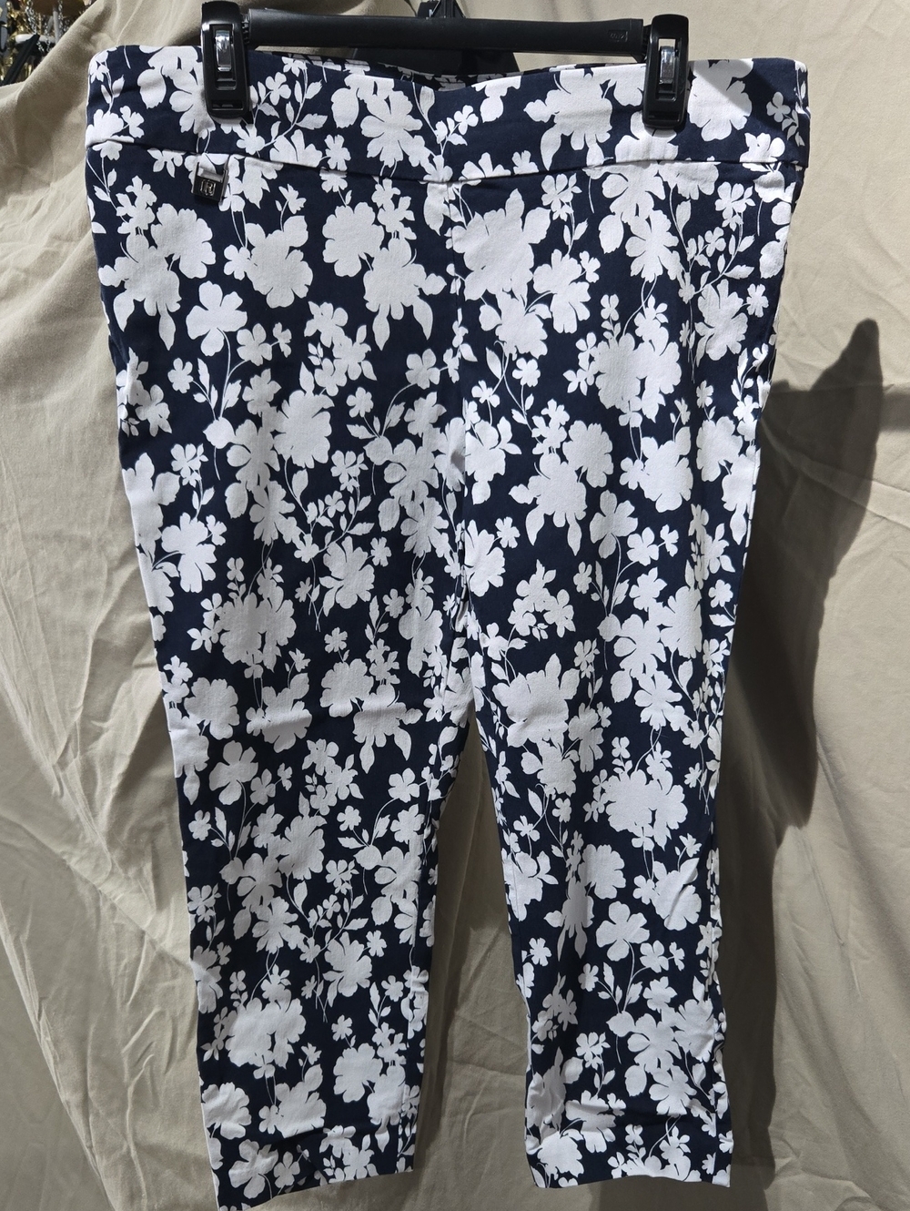 Rafaella Navy and White Floral Capris